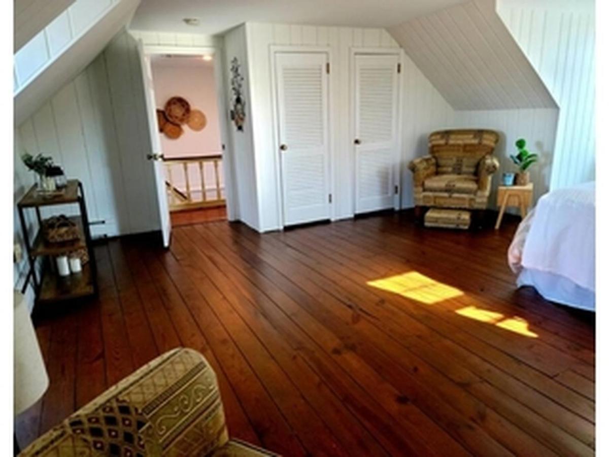 Downingtown Manor - 1900S Farmhouse With Creek Views المظهر الخارجي الصورة
